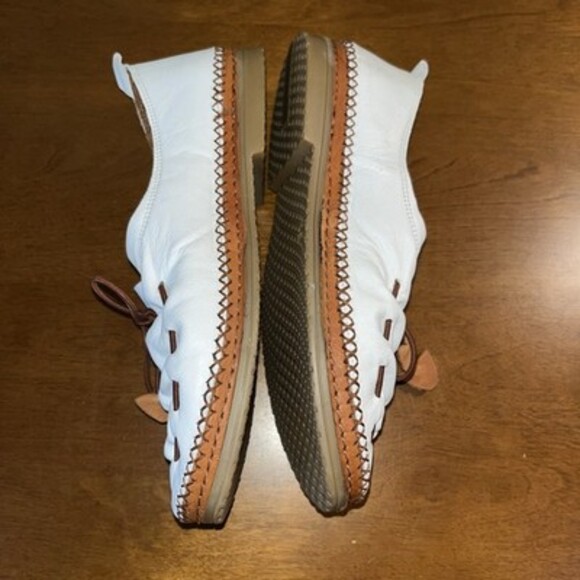 spring step shoes Berna White Leather Loafers Flats 16103-1912 Size 38 7 7.5 - Picture 7 of 11